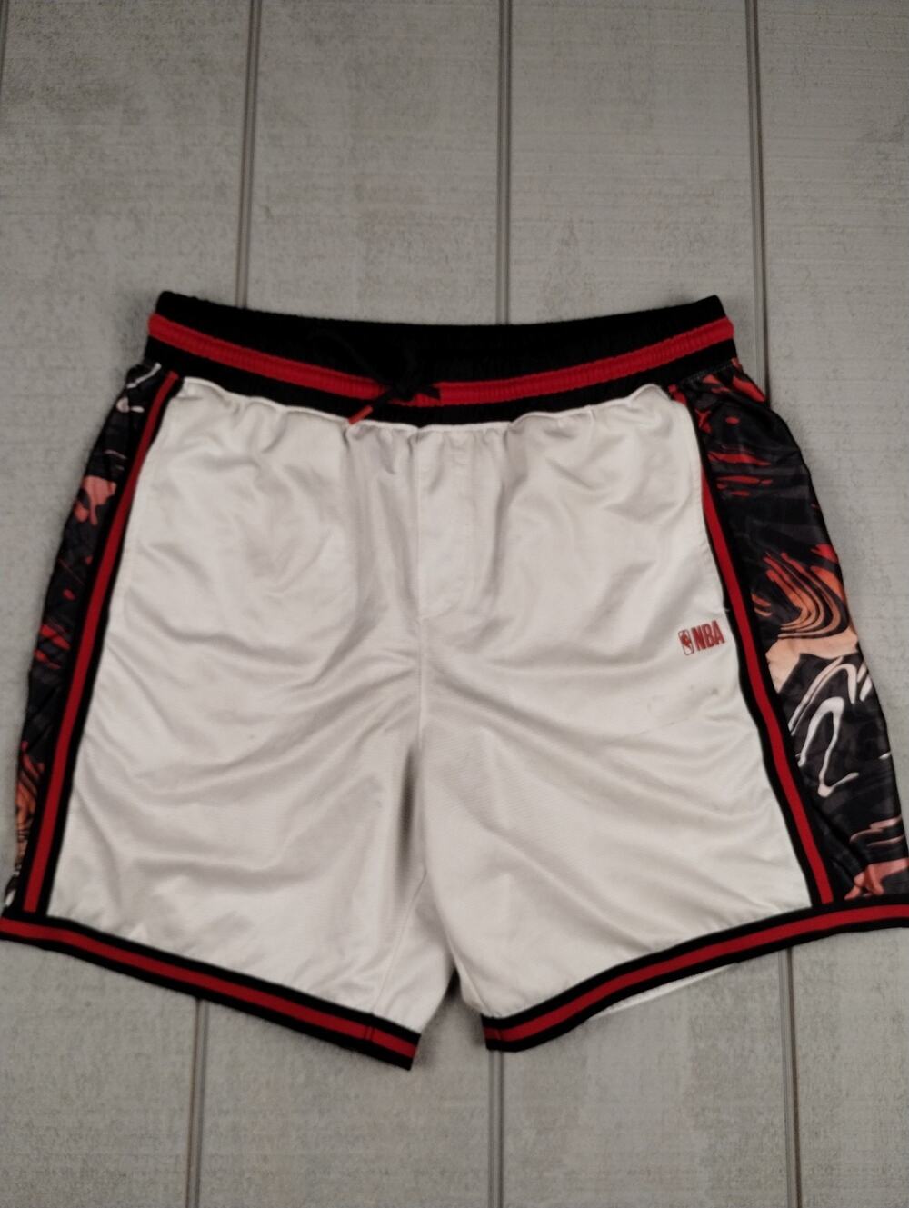 NBA Graphic Panel Mesh Shorts Mens XL White Sporty Athletic Streetwear Casual